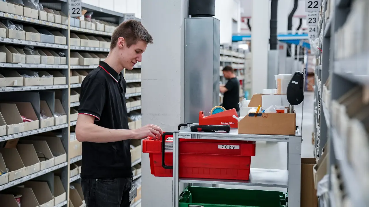 Fachlagerist bei Bürklin Elektronik