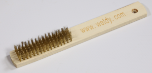 Brass wire brush, with wooden handle