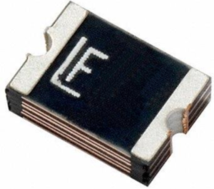 PTC fuse, self-resetting, SMD 1812, 30 V (DC), 100 A, 300 mA (trip), 100 mA (hold), 1812L010DR