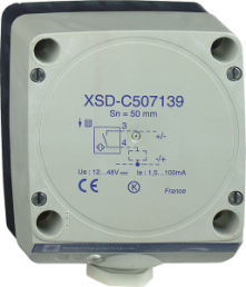 Inductive sensor XSD 80x80x40 - plastic - Sn40mm - 12..48VDC - terminals