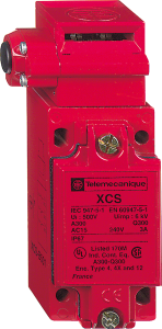 Switch, 3 pole, 1 Form A (N/O) + 2 Form B (N/C), screw connection, IP67, XCSB701