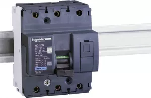 18632 Schneider Electric Device Circuit Breakers