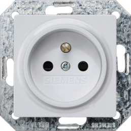 Socket outlet with center protective contact, metal, 16 A/250 V, IP20, 5UB1938