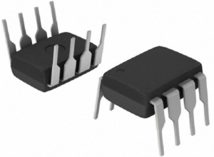 UC3842BN, Current-mode PWM controller, PDIP8, STMicroelectronics