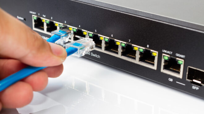 RJ 45 Stecker im Fokus: Von der Technik zur Anwendung